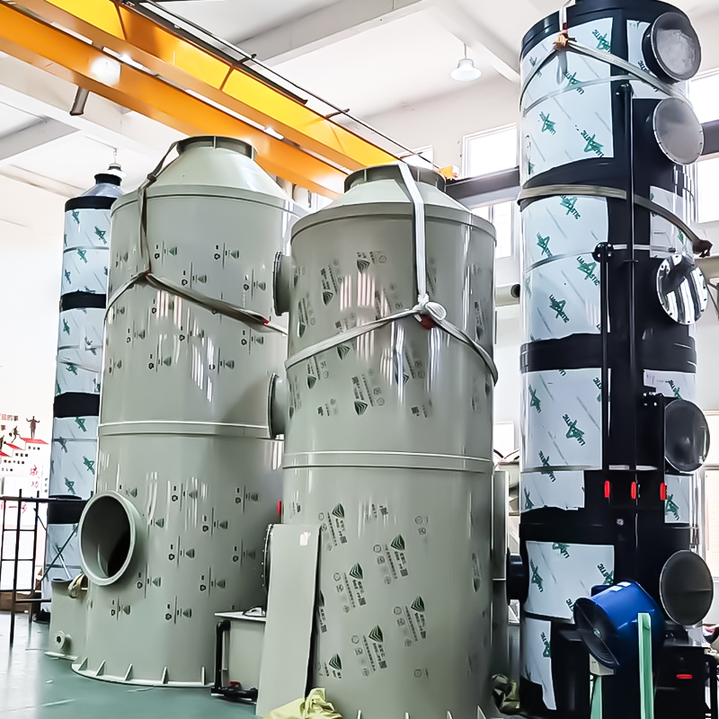 Turn de pulverizare din PVC