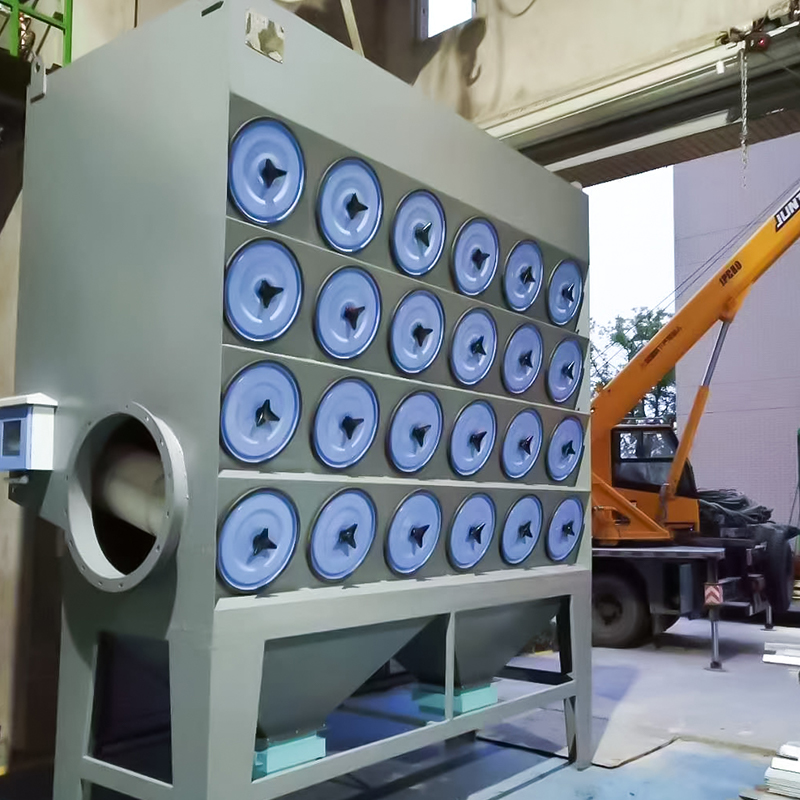 Cartuș colector de praf